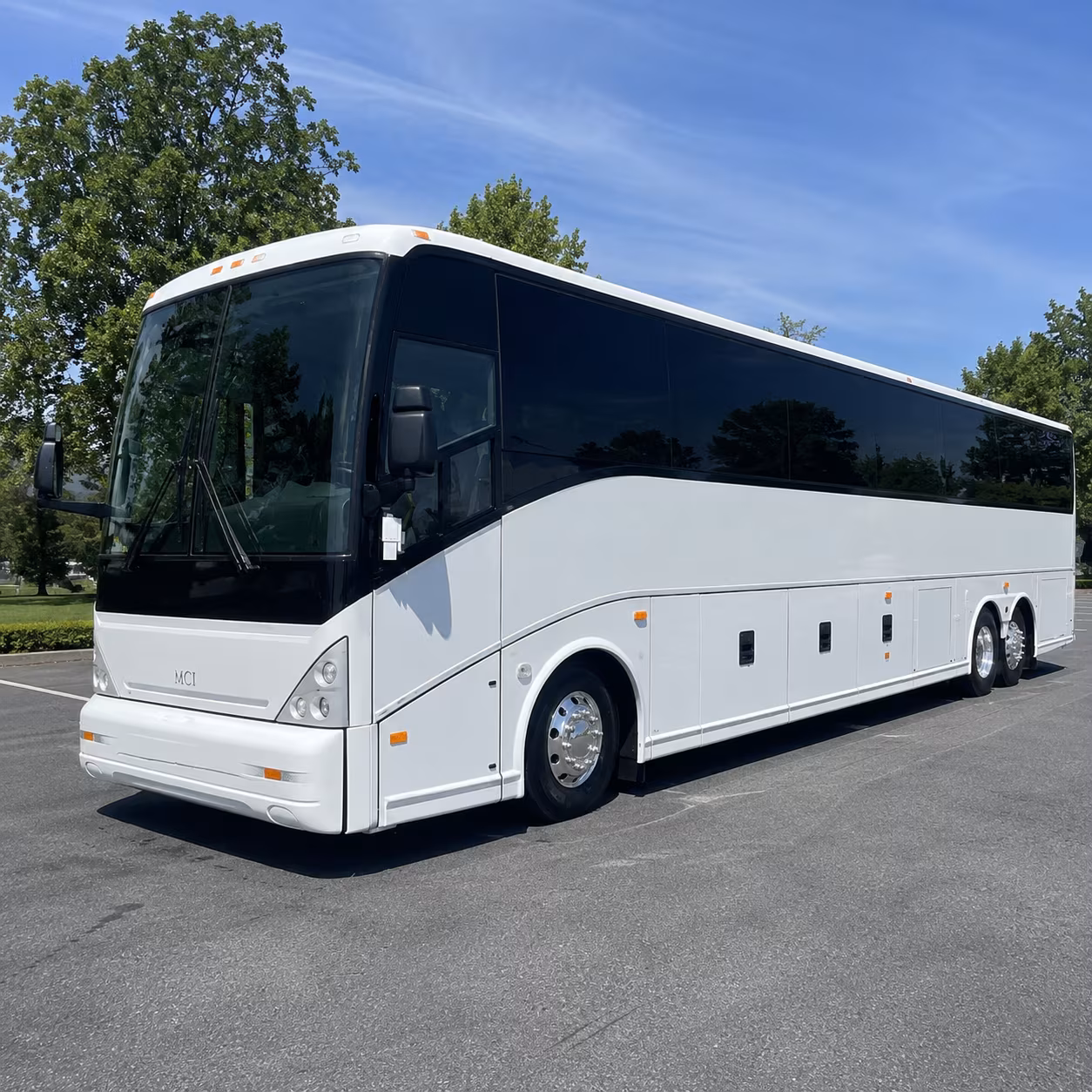 bus rentals to nashville sounds games at first horizon park