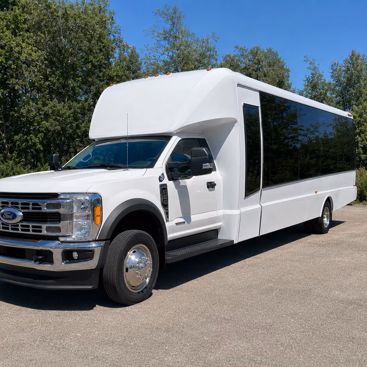 buses for corporate sports and entertainment event groups in hendersonville