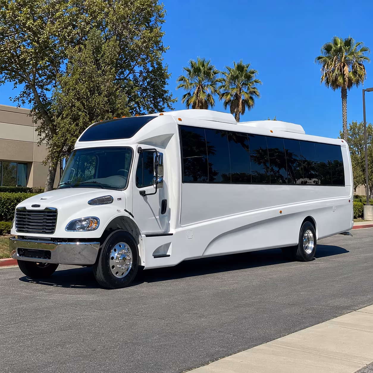 hendersonville 20 passenger minibus
