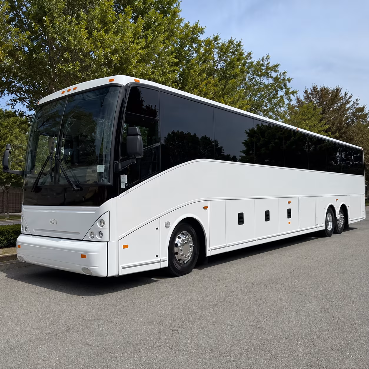 hendersonville charter bus rental
