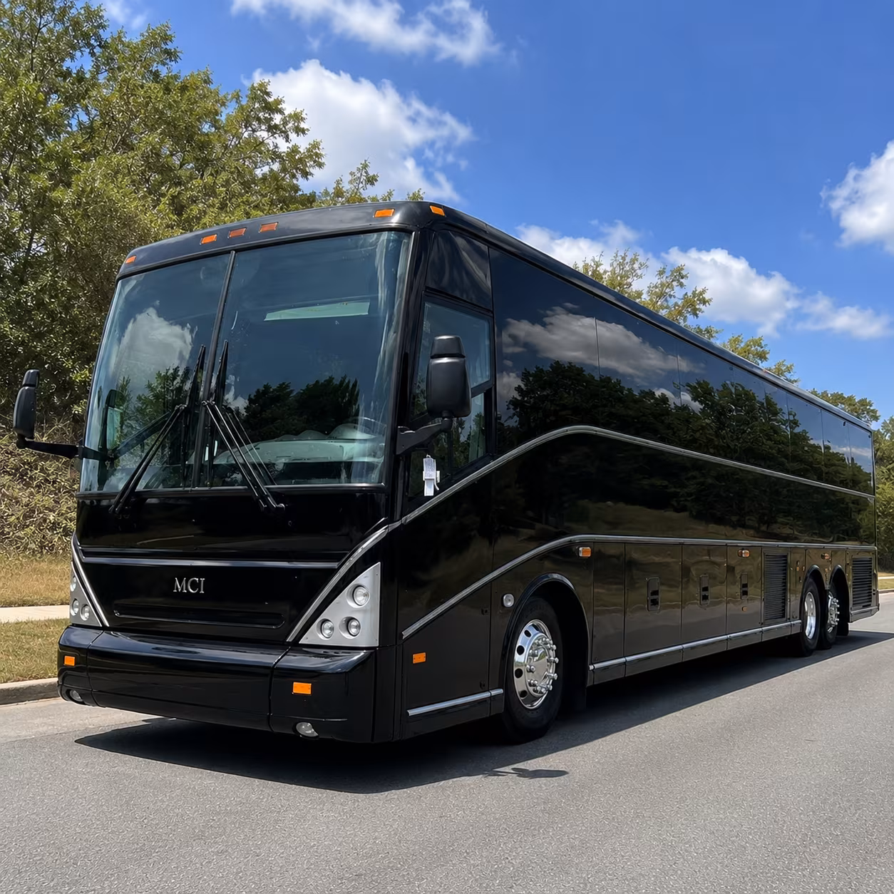 hendersonville charter bus rentals for daily employee commutes