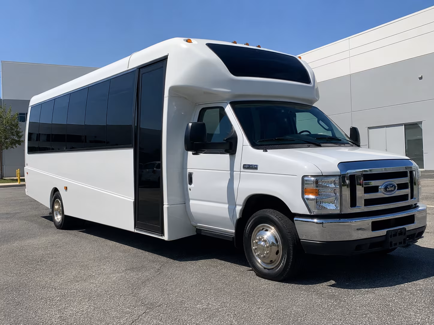 hendersonville wine tour brewery transportation onboard