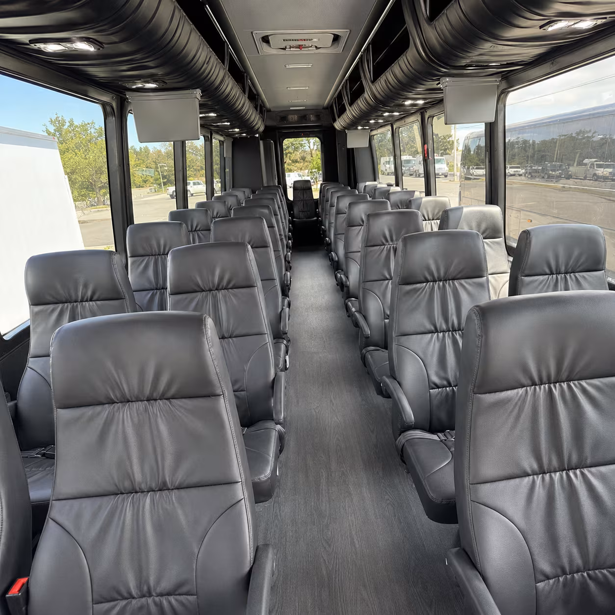 minibuses for hendersonville rehearsal dinners and wedding weekend events
