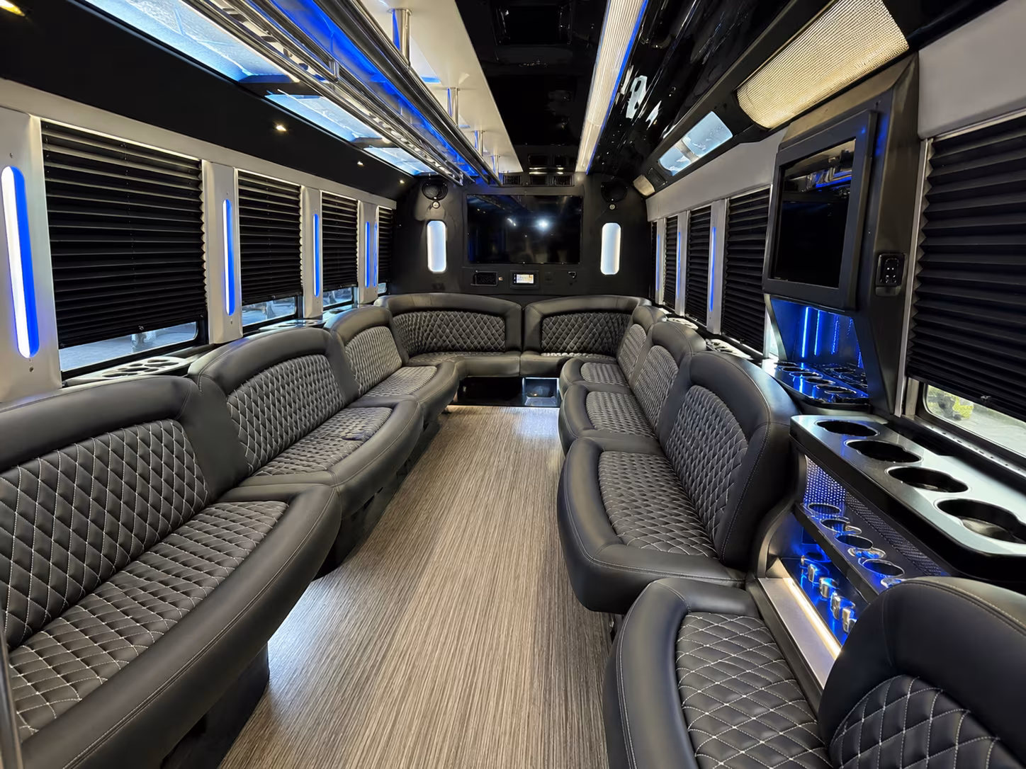 nashville concert venues hendersonville party bus rental