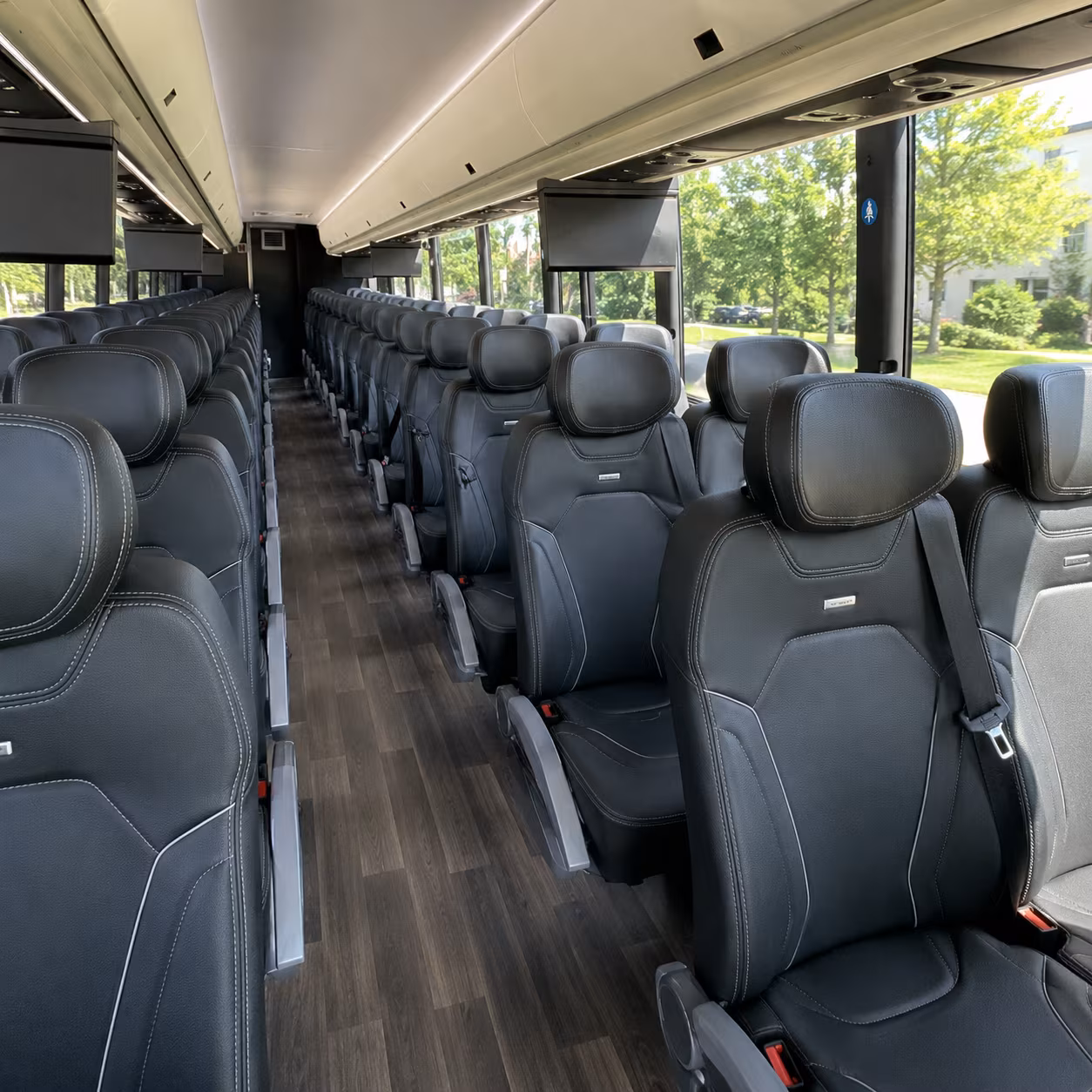 out of state charter bus trips from hendersonville to atlanta and the southeast