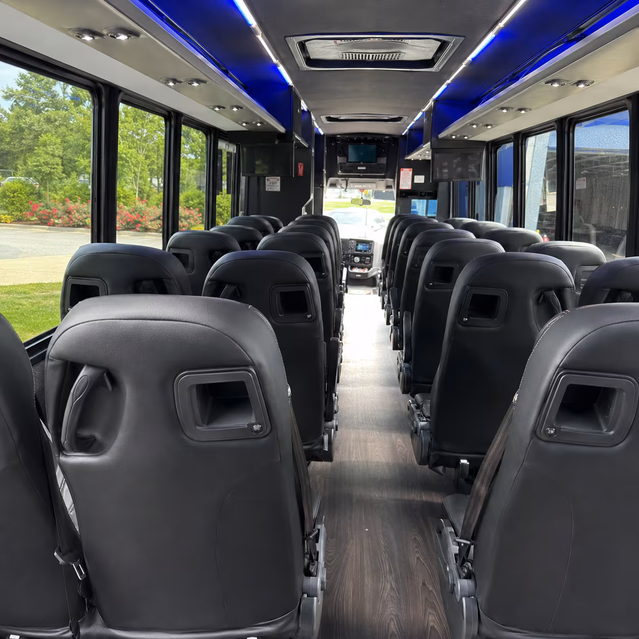 wine and brewery tour buses for groups visiting hendersonville from out of town